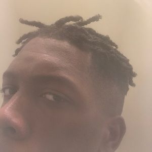 Meet your Posher, Joshua